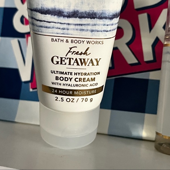 4x NEW FRESH GETAWAY Travel Gift Set: Bar Soap, Shower Gel, Body Cream, spray - Picture 6 of 9